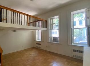 131 E 61st St #1F, New York, NY 10065