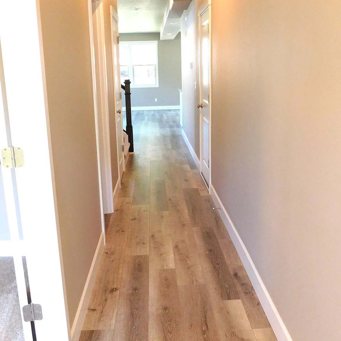 5 bed, 2305 sqft, $2,995 — Photo 4