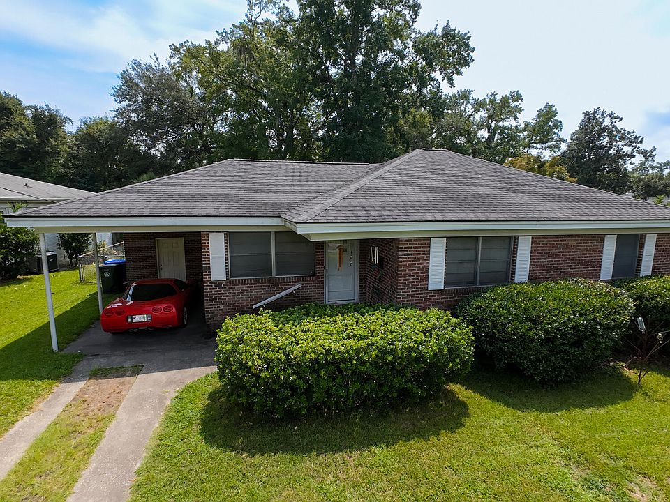 1st image of 53 Chadwick Dr