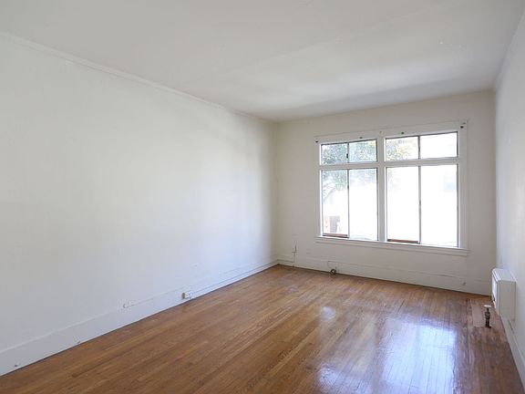 2nd image of 3101 Divisadero St APT 2