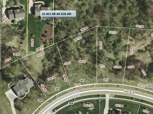 307 Jade Blvd, Streetsboro, OH 44241