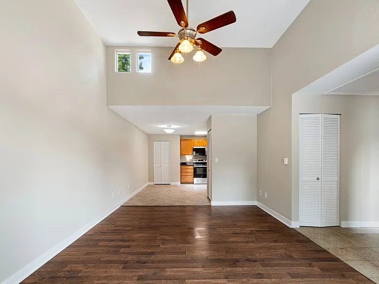 4308 NE Sunset Blvd #U4 — Photo 8