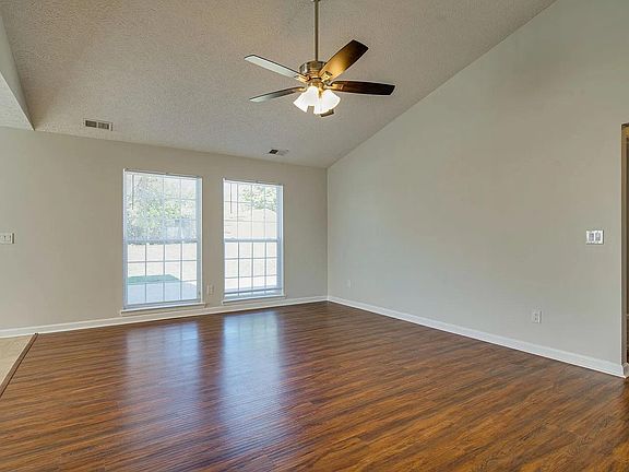 4th image of 2260 Gilmore Crossing Ln