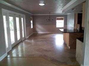Kitchen/Dining Area