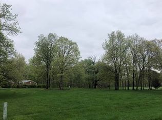 108 Shawnee Dr, Camp Point, IL 62320