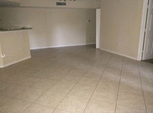 5065 Wiles Rd APT 105, Pompano Beach, FL 33073