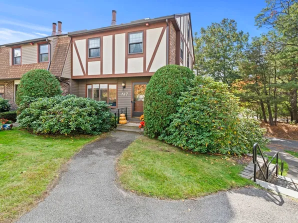 17 Scotty Hollow Dr #A, Chelmsford, MA 01863
