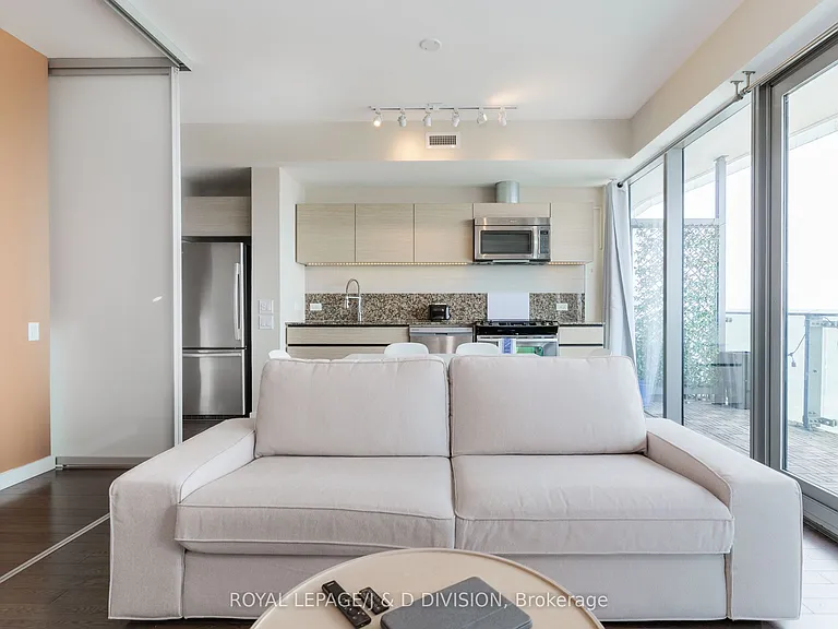 390 Cherry St #3105 — Photo 9
