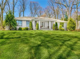 52 Shady Knoll Ln, New Canaan, CT 06840
