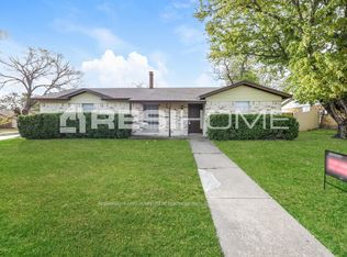 1000 Cristopher Ct, Arlington, TX 76015