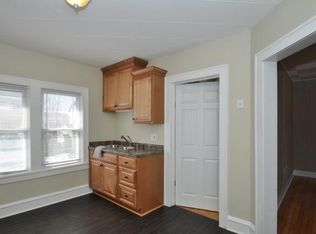 133 E Montana St APT 3, Milwaukee, WI 53207