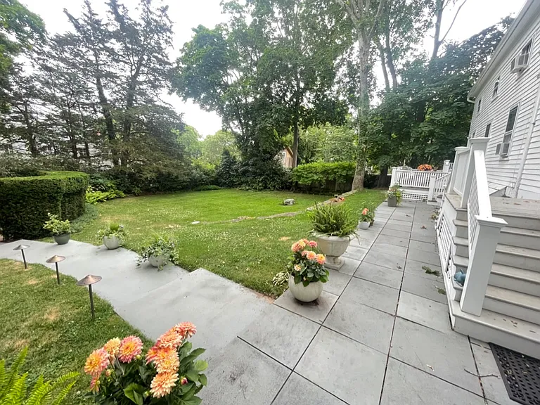 115 Madison St — Photo 46