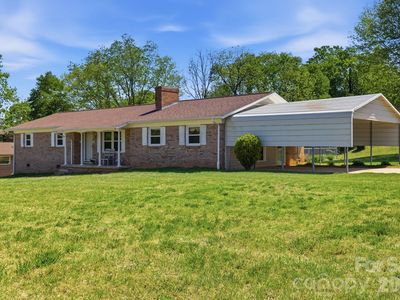 1480 21st St NE, Hickory, NC, 28601