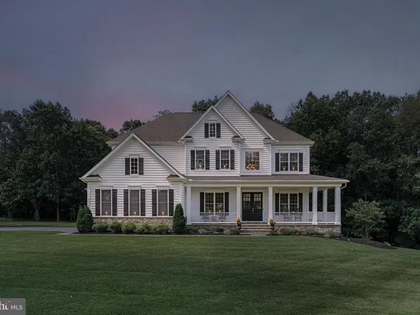 4020 Baker Path Dr, Westminster, MD 21157