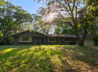 5800 Northwood Rdg, Bloomington, MN 55437