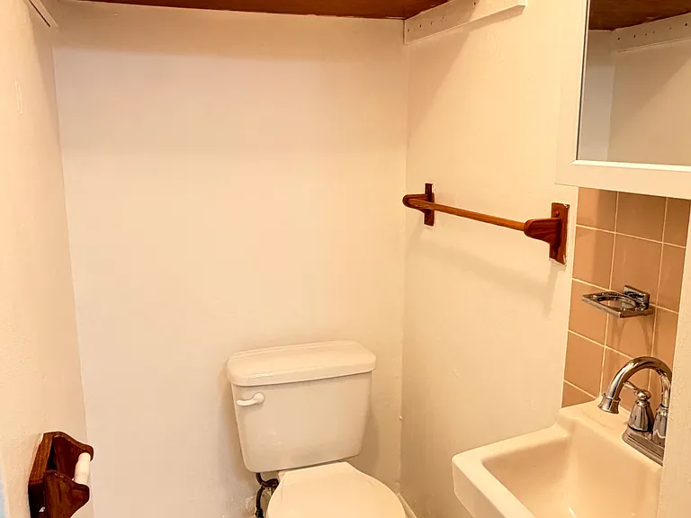 1860 SW 4th St #1 — Photo 9
