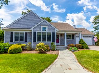 7 Spring Brook Ln, Cotuit, MA 02635