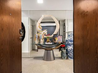 899 Island Dr APT 304, Rancho Mirage, CA 92270