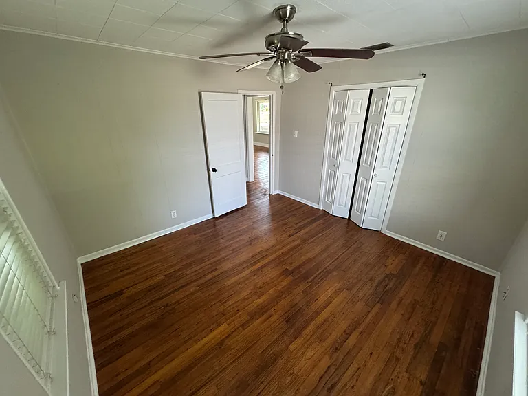 629 New York Ave — Photo 11