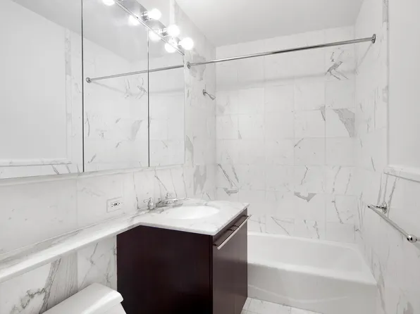 150 Nassau Street image 4 of 10