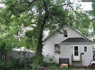 1257 Bellows St, Akron, OH 44301
