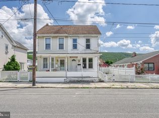 210 N 2nd St, Lykens, PA 17048