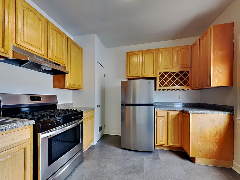 722 Alcatraz Ave, Oakland, CA 94609 — Photo 8