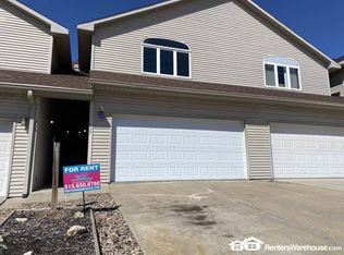 737 Kitterman Cir, Norwalk, IA 50211