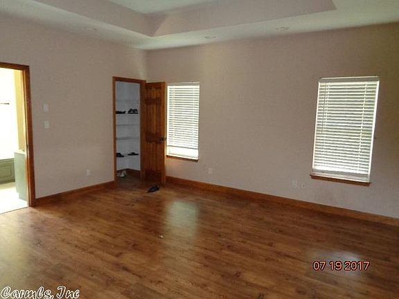 3rd image of 528 Grant 167079 St #167079