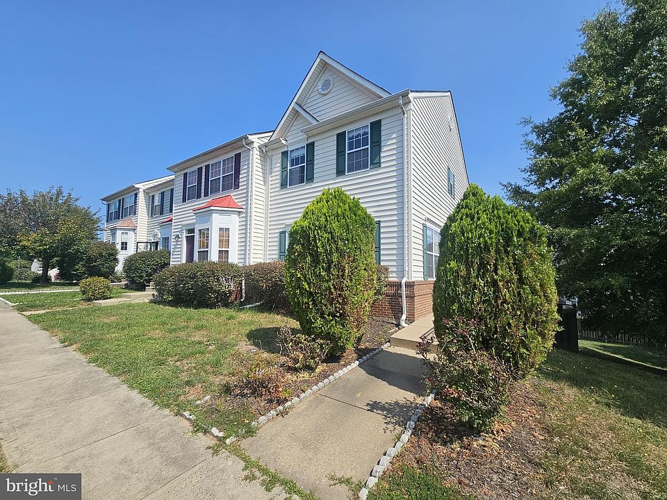 1st image of 3300 Broker Ln