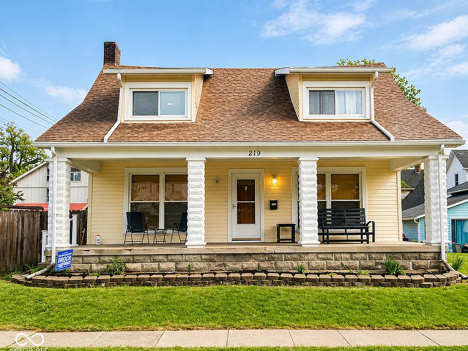 1st image of 219 Brown St