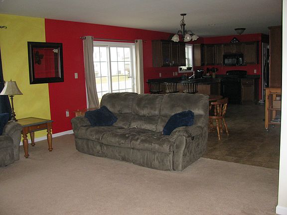Living Room/ Kitchen