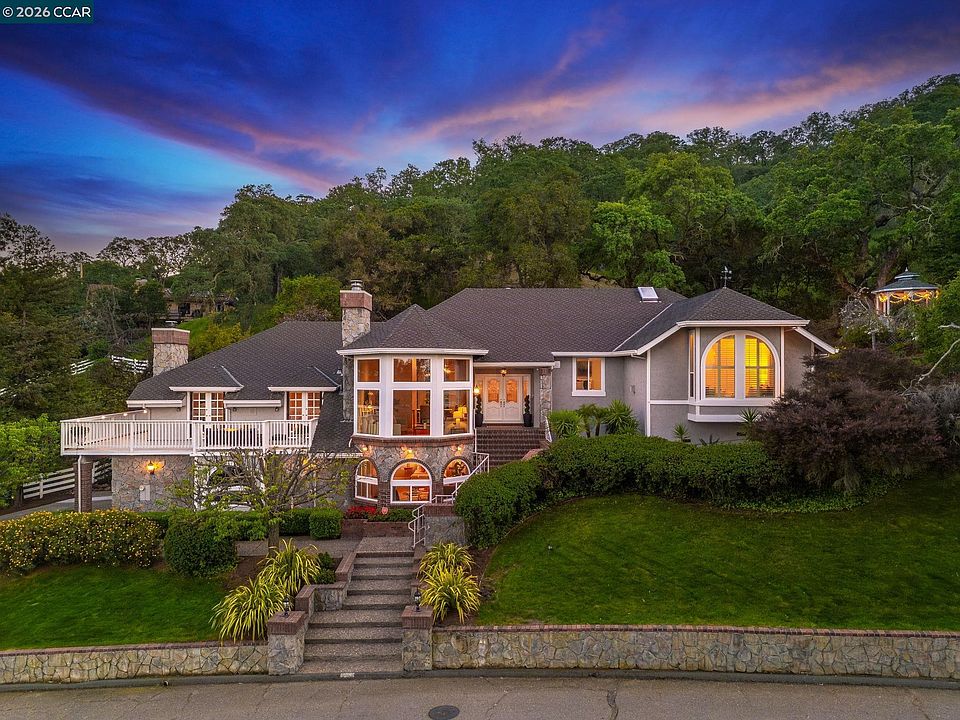 1st image of 725 Castle Rock Rd