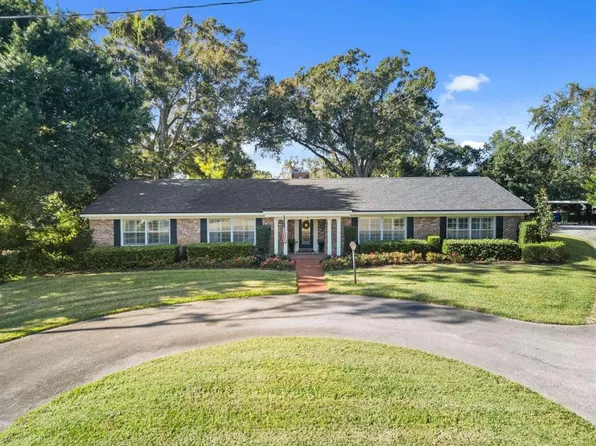 5 Peachtree Ln SE, Winter Haven, FL 33884