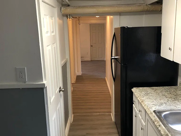 44 Saint Charles St #BASEMENT — Photo 6