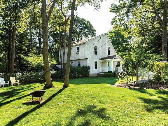 2nd image of 89 Underwood Dr