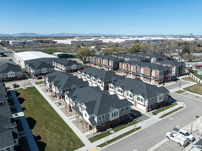 Villas at The Pointe — Photo 13