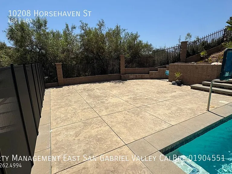 10208 Horsehaven St — Photo 7