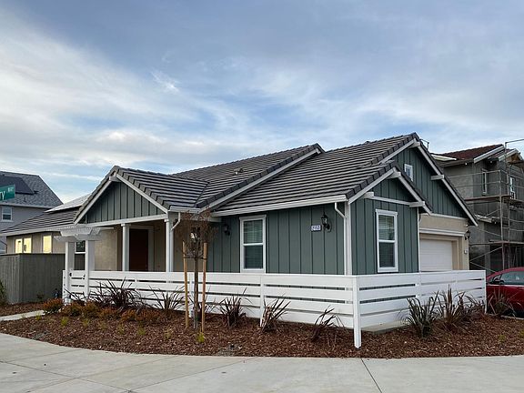 3rd image of 2153 McNary Way