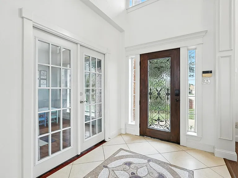5795 Brighton Ct — Photo 7