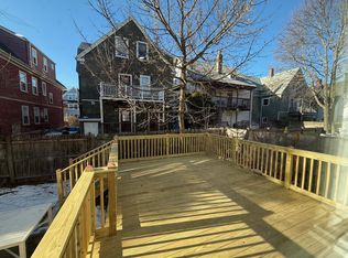 115 Rogers Ave, Somerville, MA 02144