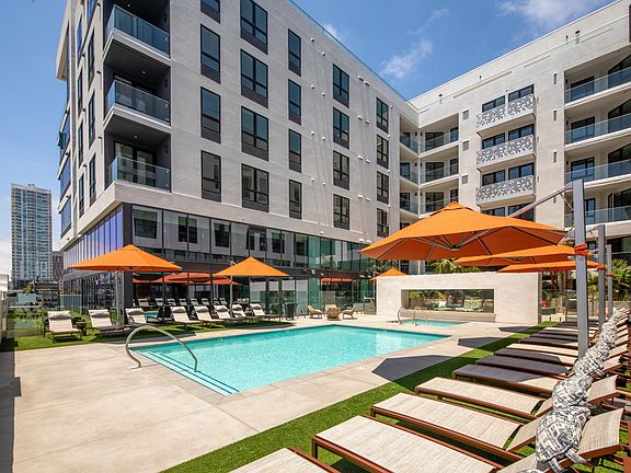 5th image of 1509 Broadway Unit 210
