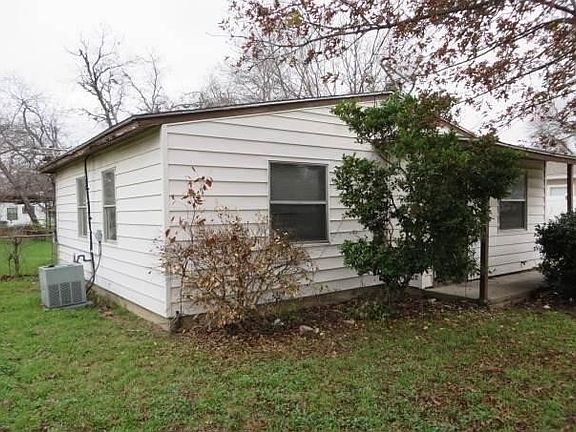 2nd image of 2809 Cedar Park Blvd