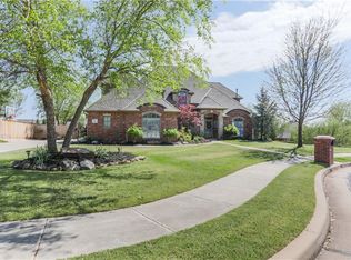 1124 Green Wood Gln, Edmond, OK 73025