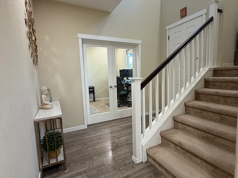 Entry way