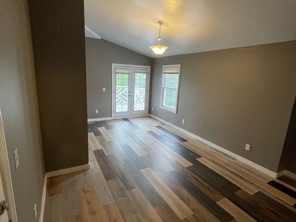 3432 N Capitol Ave #9