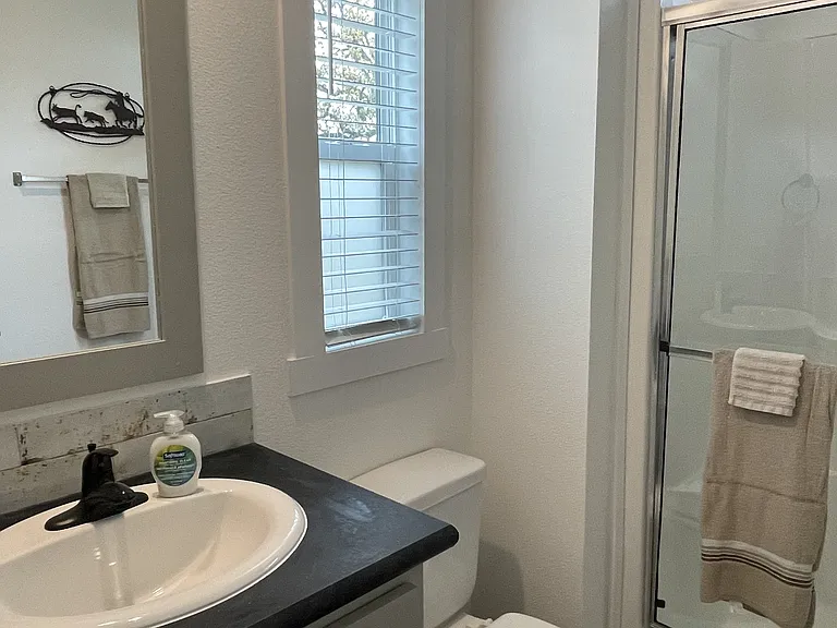 5040 Rustic Ln #D — Photo 11