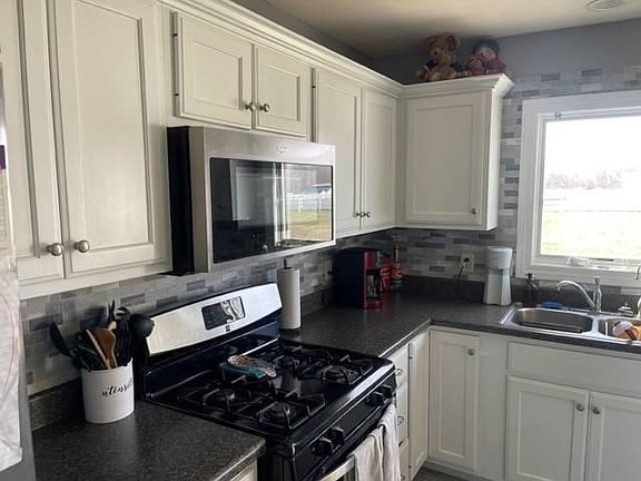 4th image of 101 Tamarack Dr