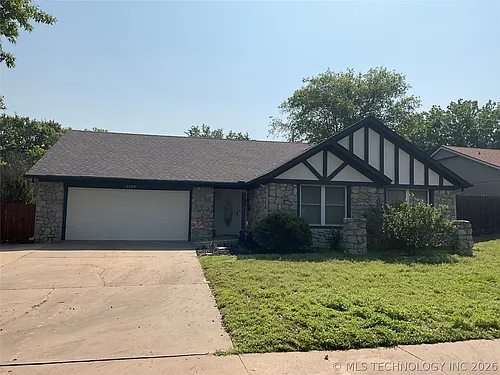 3209 Skylane Dr Photo 1