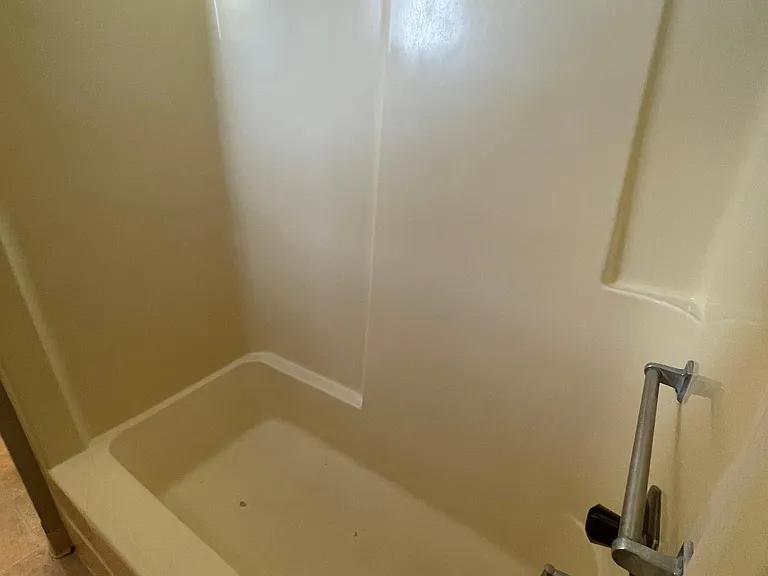 2034 Jefferson St — Photo 12